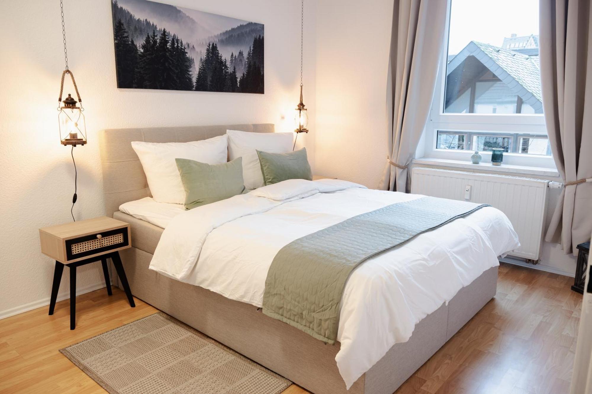 Jasta Homes Altstadt, Zentral, Ueberdachter Parkplatz, Netflix, Vollausstattung, Loft, Modern Und Komfort Hamelin Esterno foto