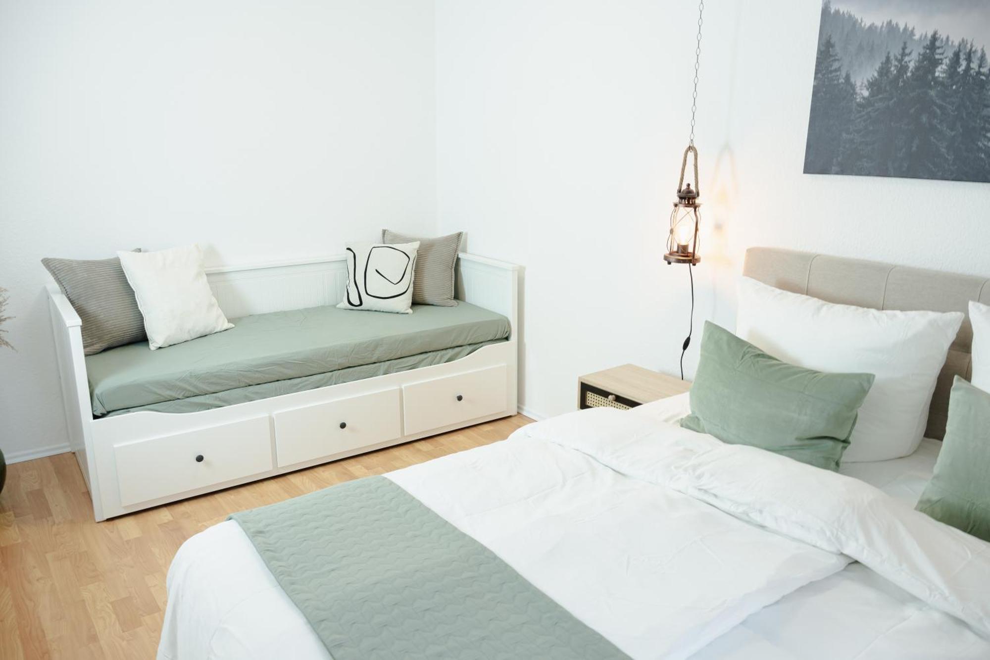 Jasta Homes Altstadt, Zentral, Ueberdachter Parkplatz, Netflix, Vollausstattung, Loft, Modern Und Komfort Hamelin Esterno foto